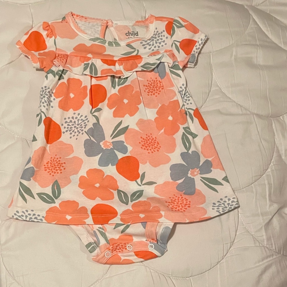 Carter’s 3-Piece Set - Picture 2 of 5